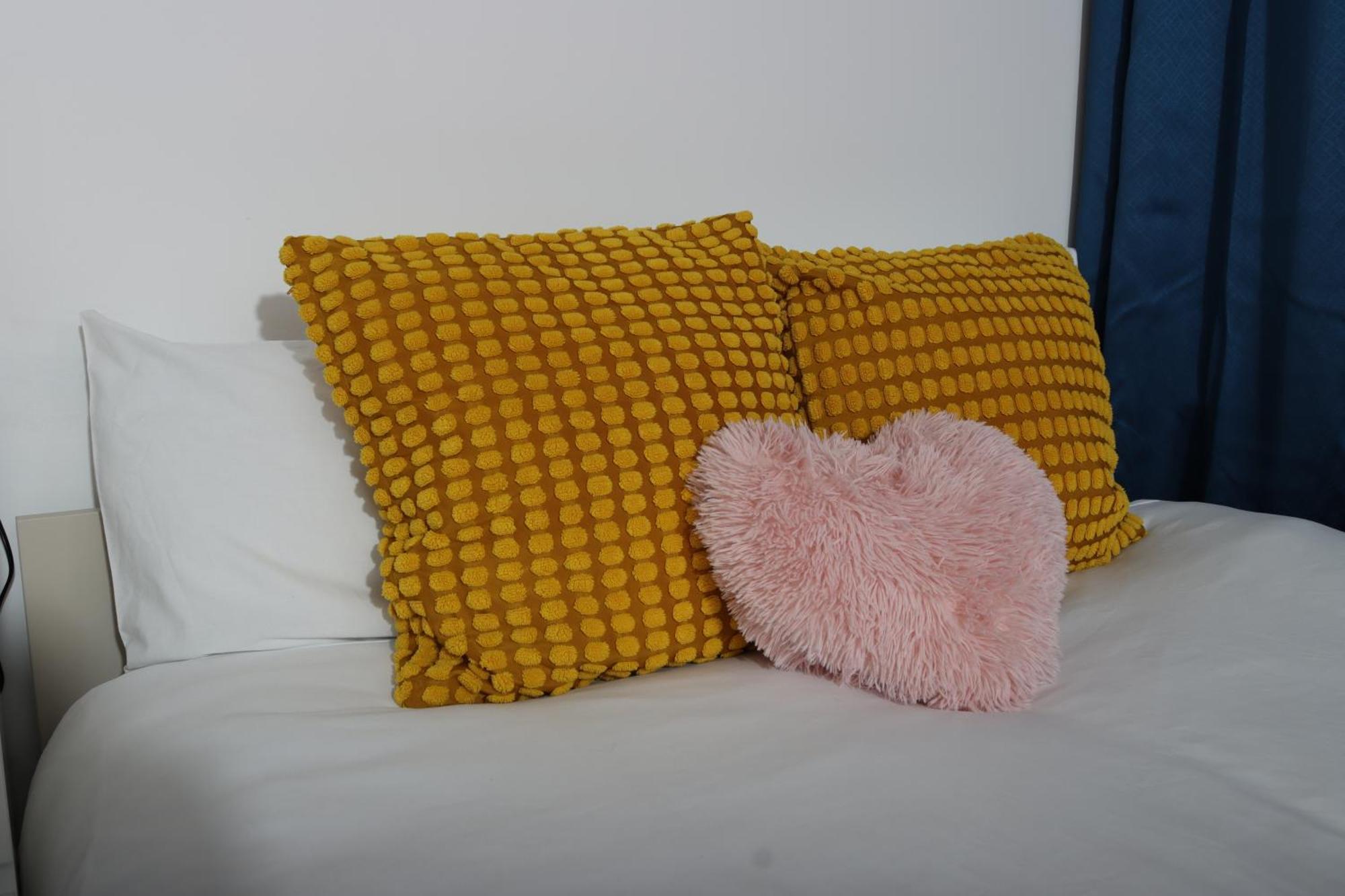 Cosy Studio With Kitchenette And Private Bathroom - 15Mins To Central London! Exterior photo