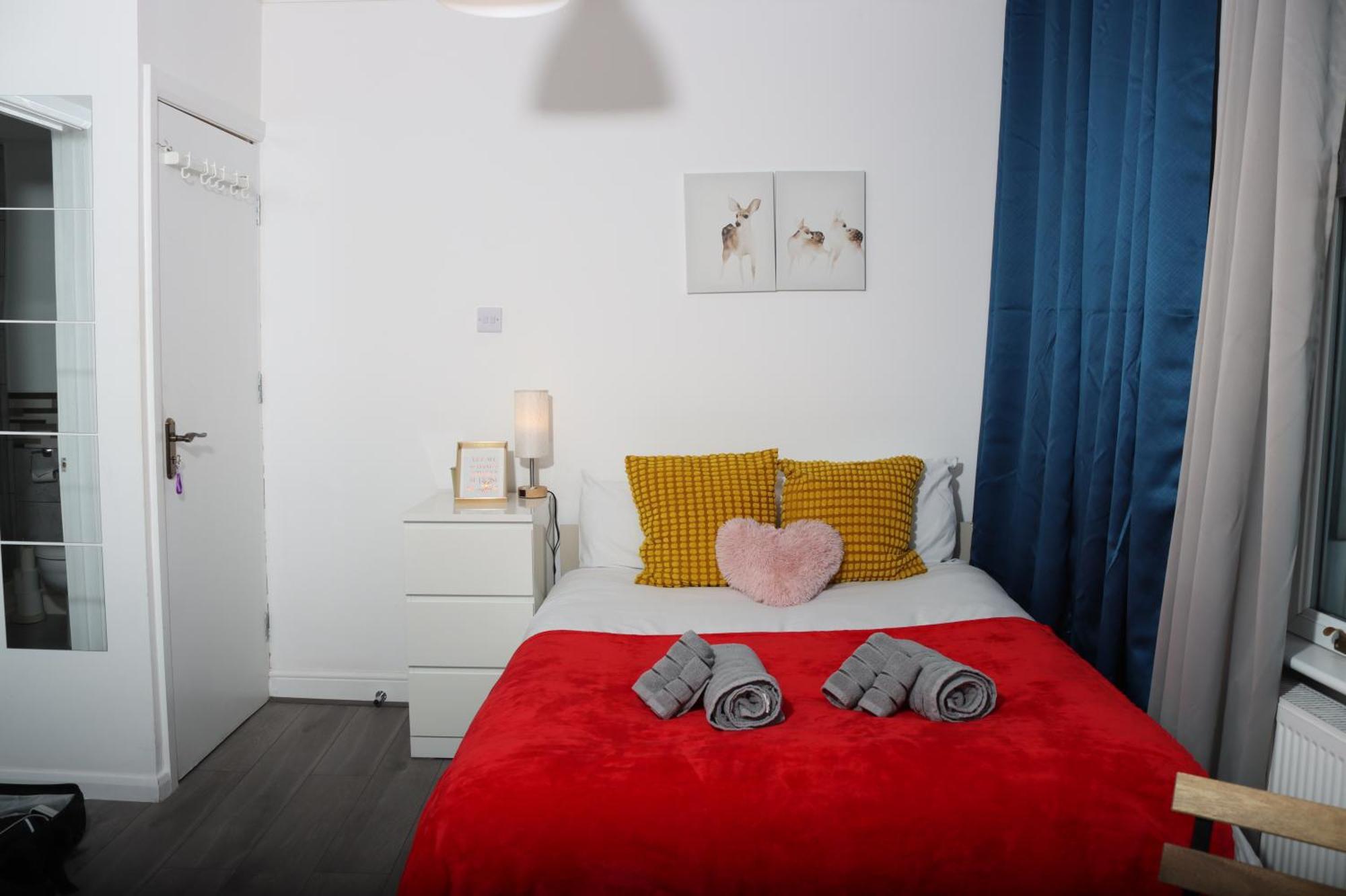 Cosy Studio With Kitchenette And Private Bathroom - 15Mins To Central London! Exterior photo